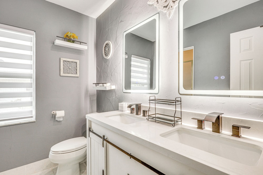 Sun-soaked Pompano Beach Home w/ Private Pool!