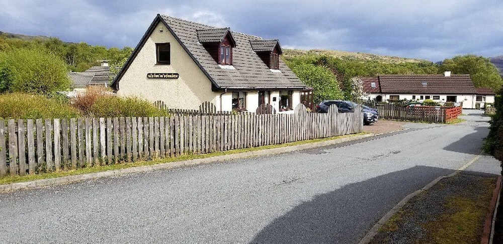 Hotel Gleann an Ronnaich Bed & Breakfast - Image 1