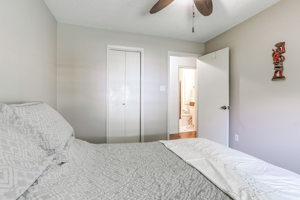 5 Mi to Downtown Morgan City: Waterfront Retreat