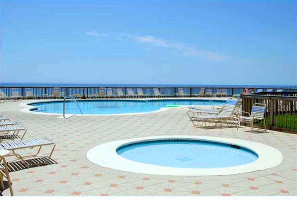 Beach House 104b 1 Bedroom Condo