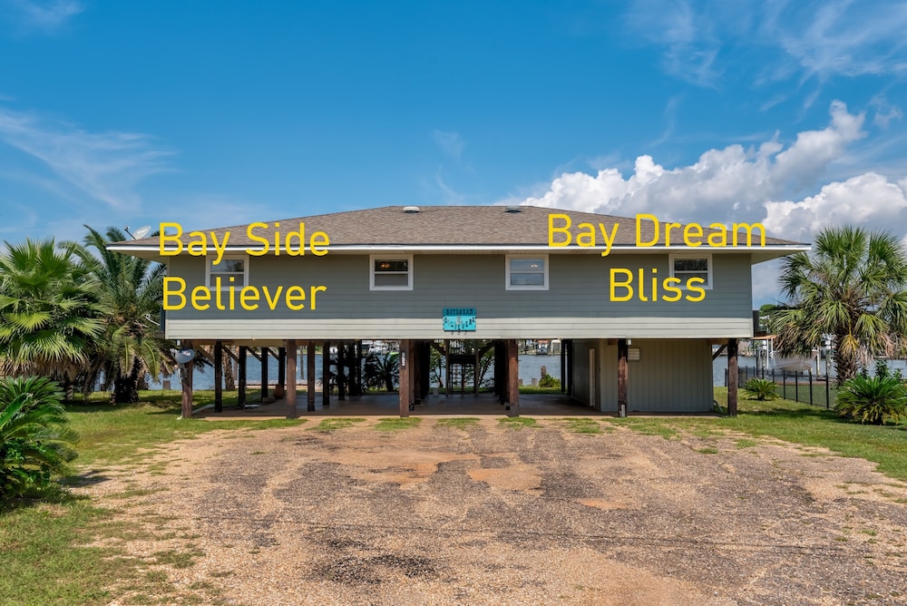 Bay Side Believer - 853 Desoto Unit A 3 Bedroom Home by RedAwning view 2