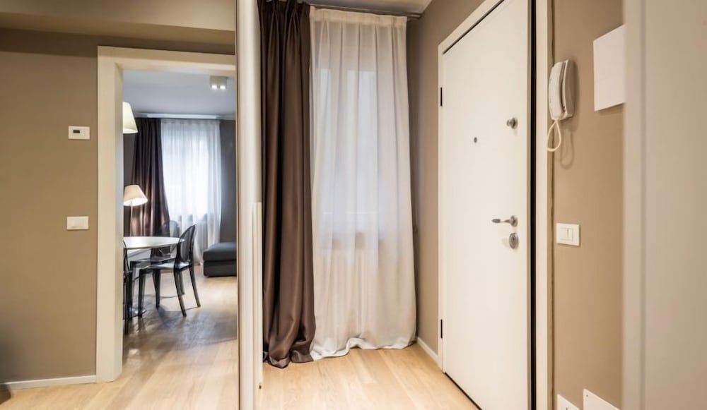 MYSWEETPLACE - Rialto Apartments