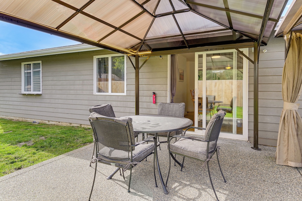 Explore Camano Island Beaches! Family Home w/ Yard