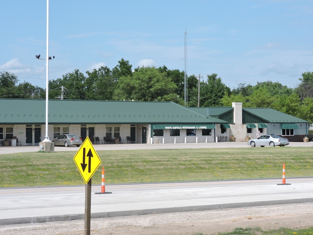 Indian Hills Inn & RV Park