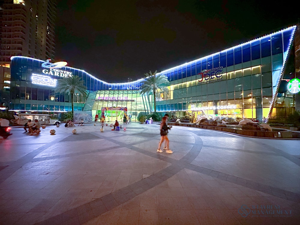 Country Garden Danga Bay By Stayrene photo 1
