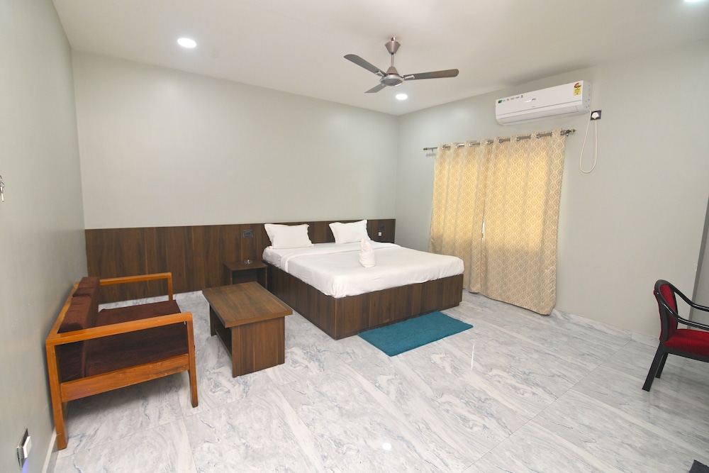 The Siam Hotel