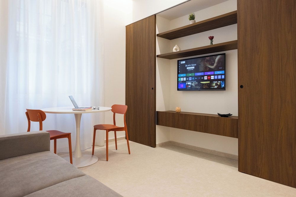 Nora's Suites