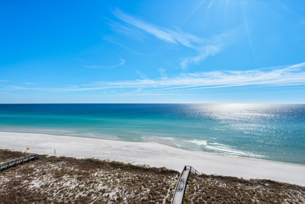 Navarre Towers 805