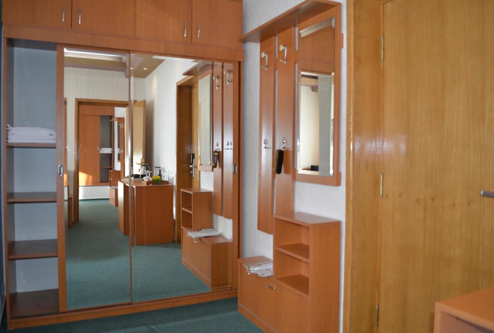 Photo 42