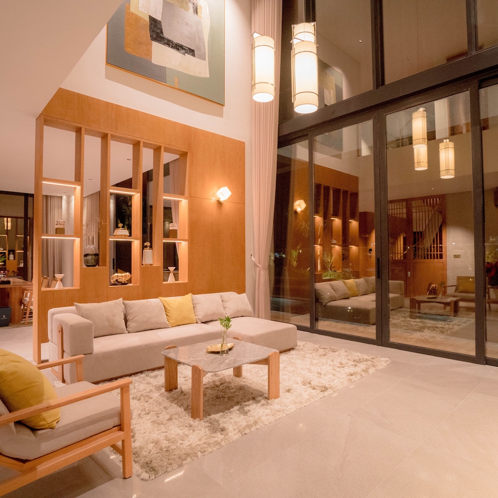 Icity Oneriver Luxury Villa view 4
