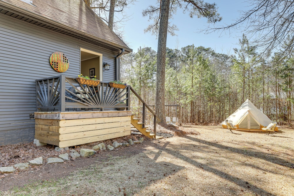 Georgia Farmhouse Studio w/ Hiking Trail