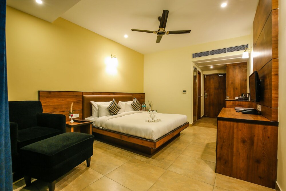 Sitabani Jungle and Spa Resort
