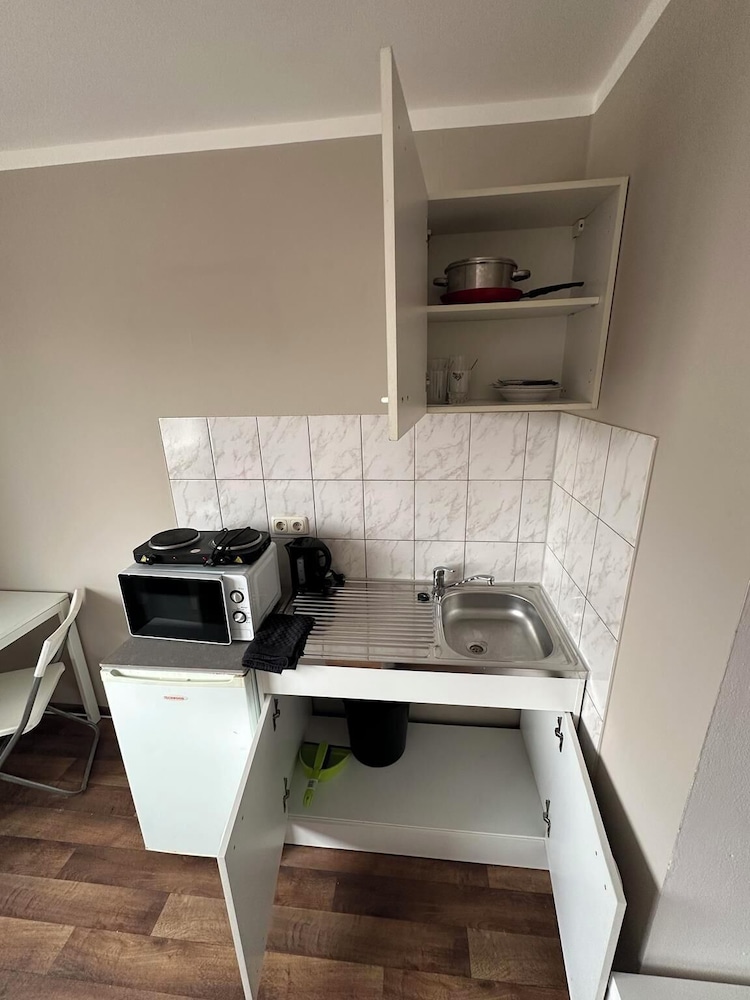2-Rent Group Hostel Apartments HAN53