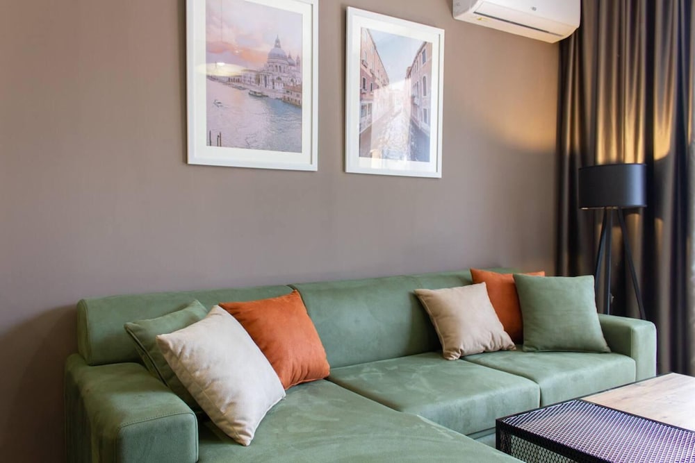 Two-bedroom Apartment Girne City Center