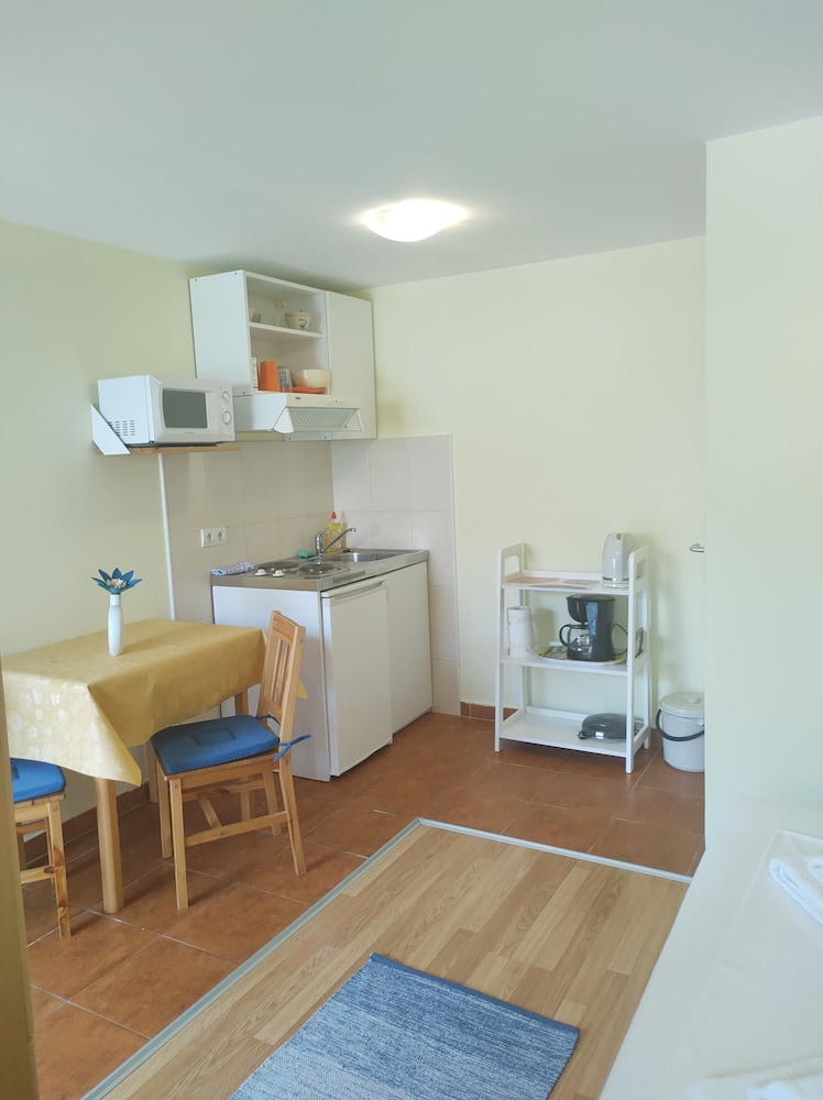 Anna Guesthouse