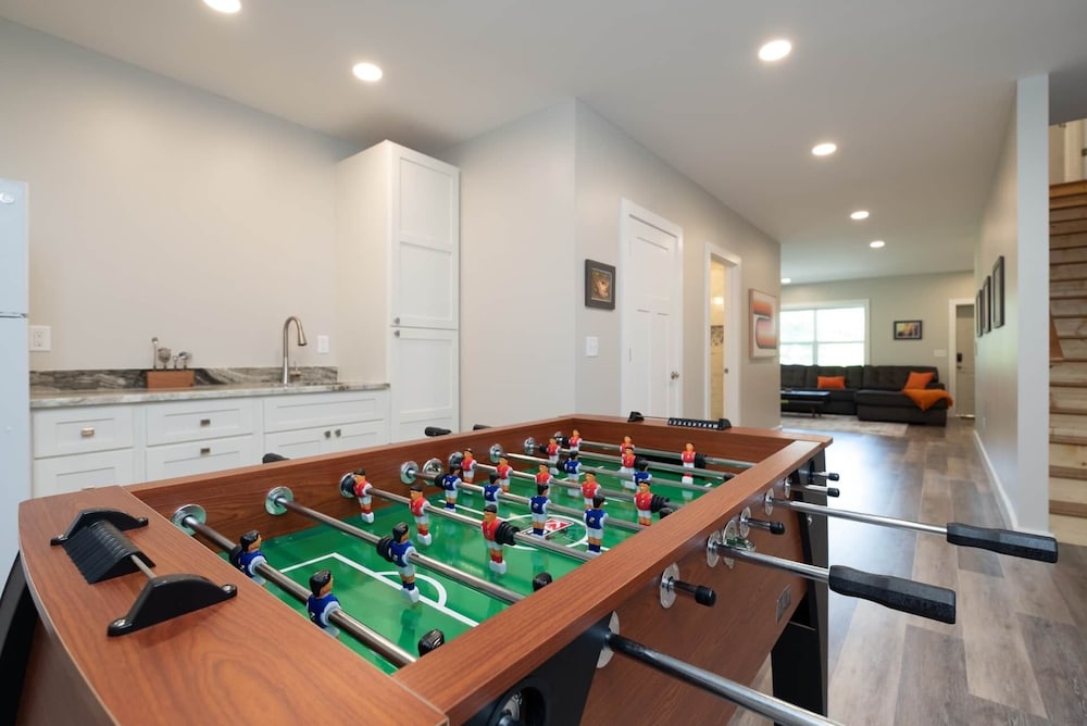Downtown Brevard Retreat &Cyclists Dream