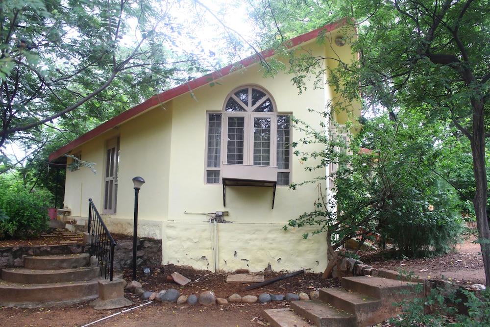 TripThrill Deccan Farm House view 3