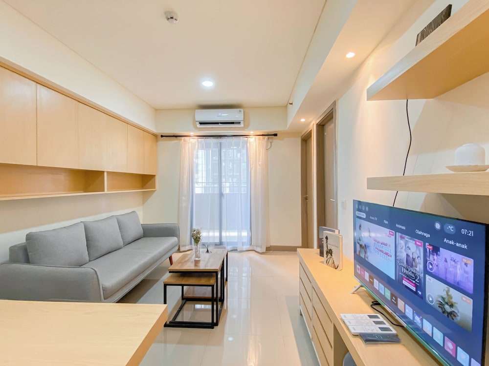 Spacious And Good 3Br At Meikarta Apartment