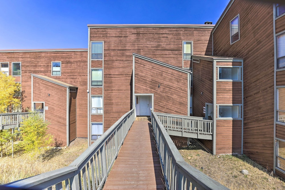 Mtn-view Condo Near Hiking in Silverthorne! view 2