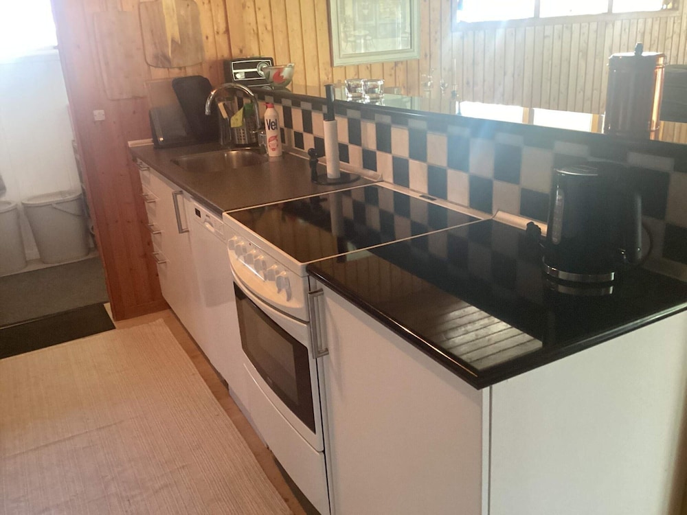 6 Person Holiday Home in Dannemare