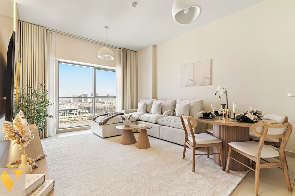 Jeewar JVC near Circle Mall rooftop Pool