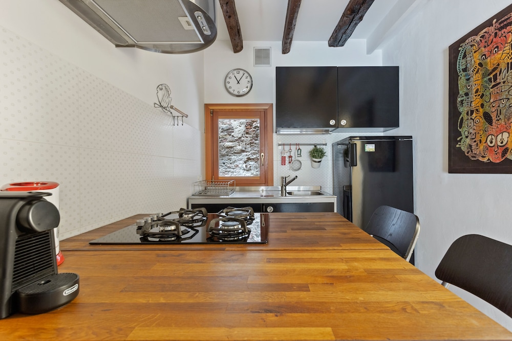 Riva Di Biasio Lovely Flat