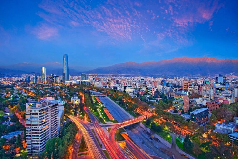 City Suite - Sanhattan Pasos Mall Costanera