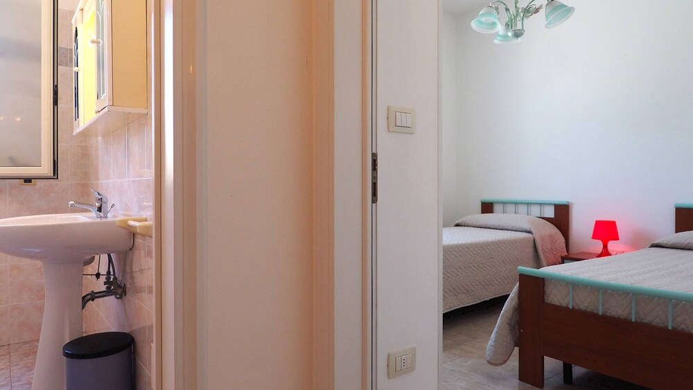 Villetta Torre Suda 1 - 6 Beds Just a few Meters From the sea