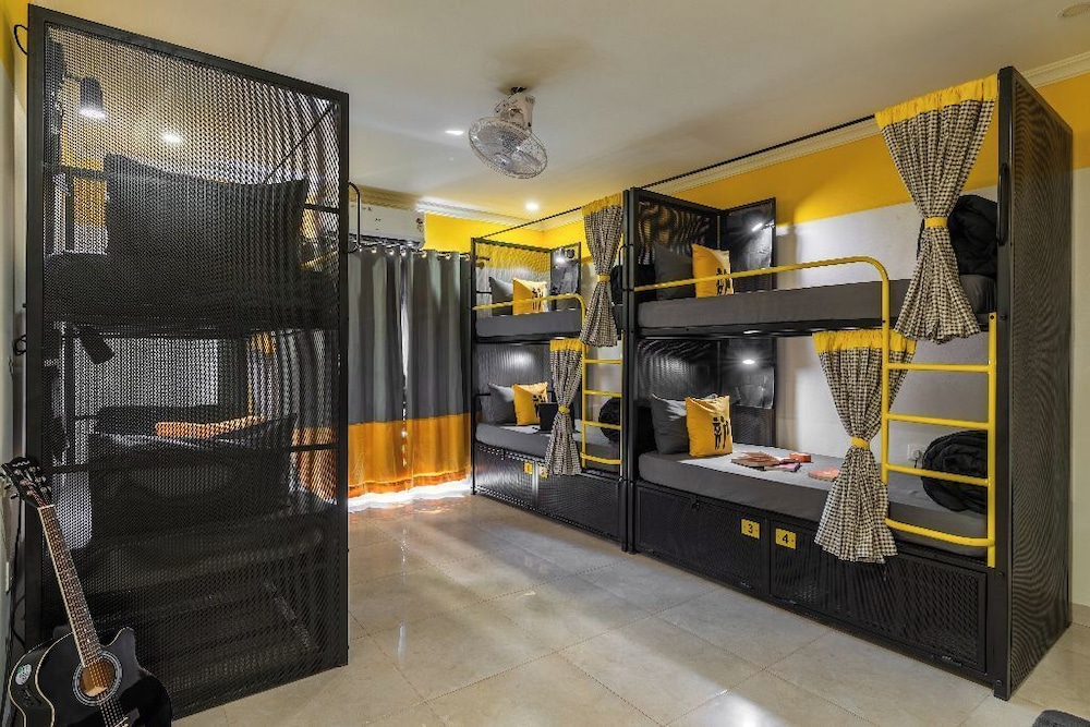The Hosteller Lonavala City Centre