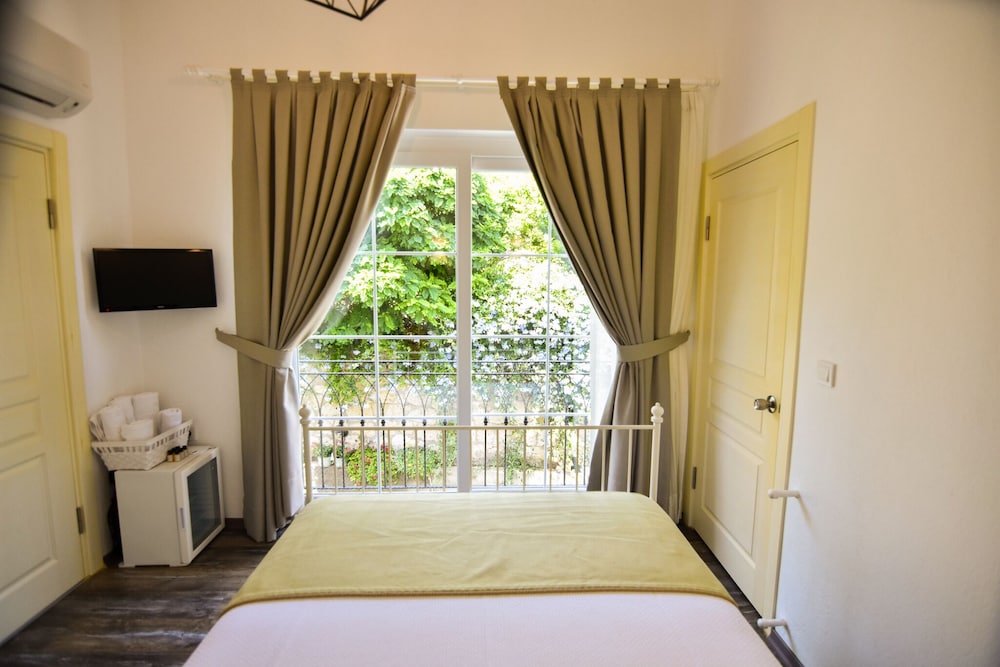 Faro Alacati - Image 25