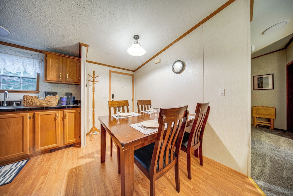 1 Mi to Lake Access: Erie Home w/ Private Backyard