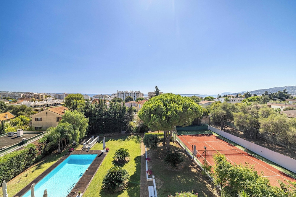 A/c Villa 8br/15p With Pool & Tennis - Antibes