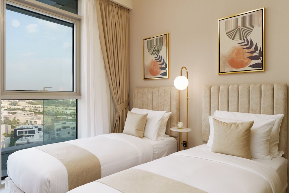 Maison Privee - Tranquil Living with Golf Course Vws in Dubai Hills