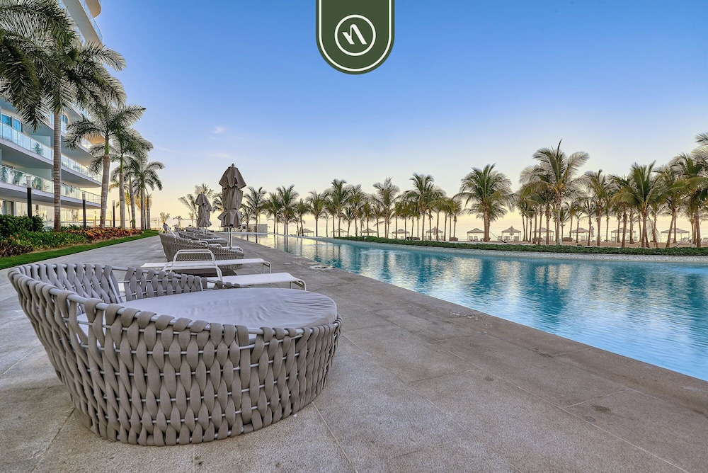 Apartments with Beach Access