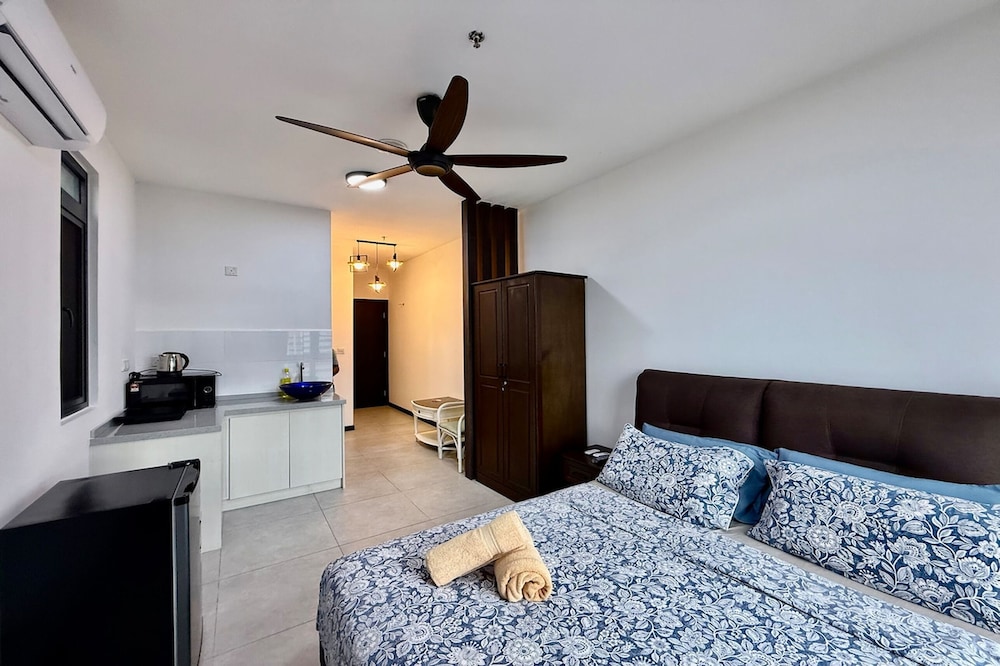 Neu Suites Horizon View Apartments