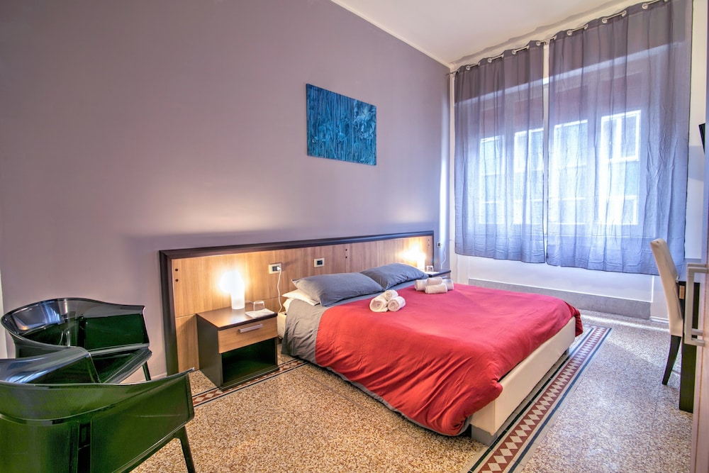 Maqueda Central Suites photo 3