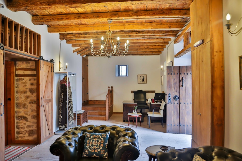 Photo 43