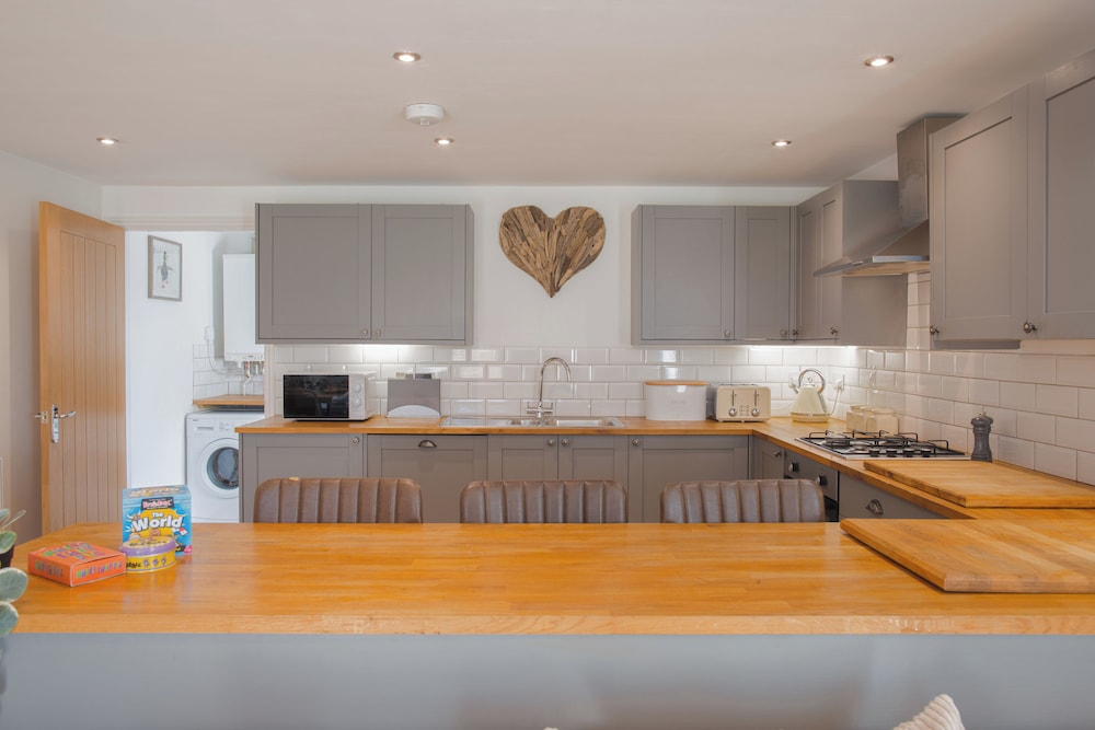 Beautiful Barn Conversion-Escape for 12