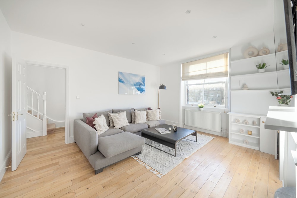 Hyde Park 3BR Retreat by Marble Arch