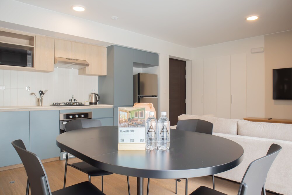 w Comfortable 2BR Stay in Miraflores
