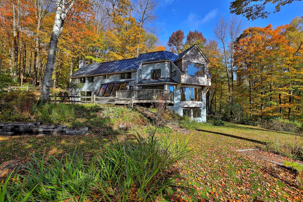 Mountainview Escape 4 Bedroom Home