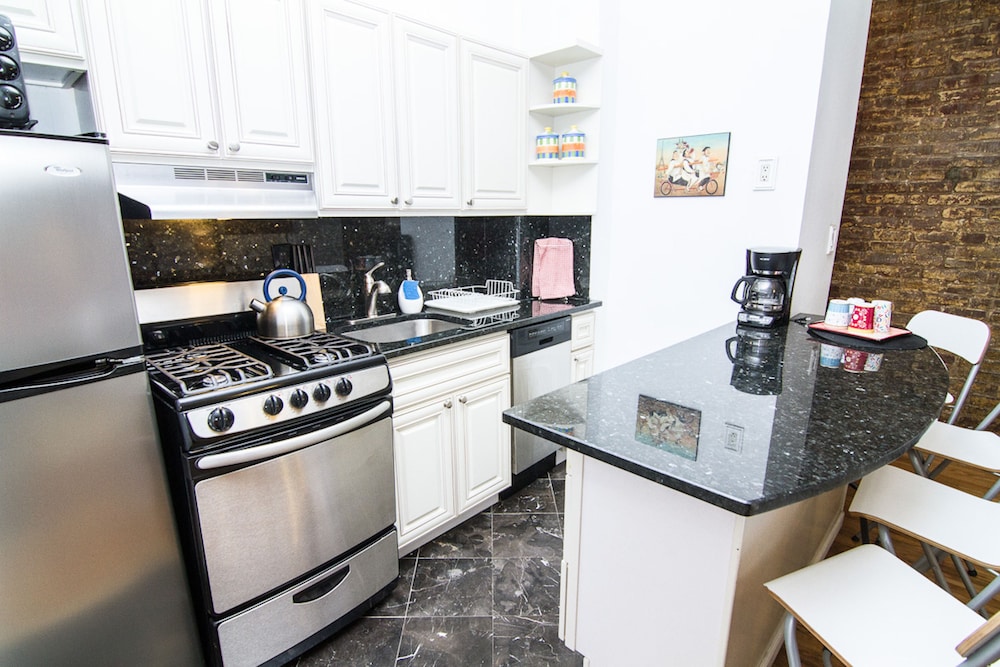 Superior Gramercy Apartments