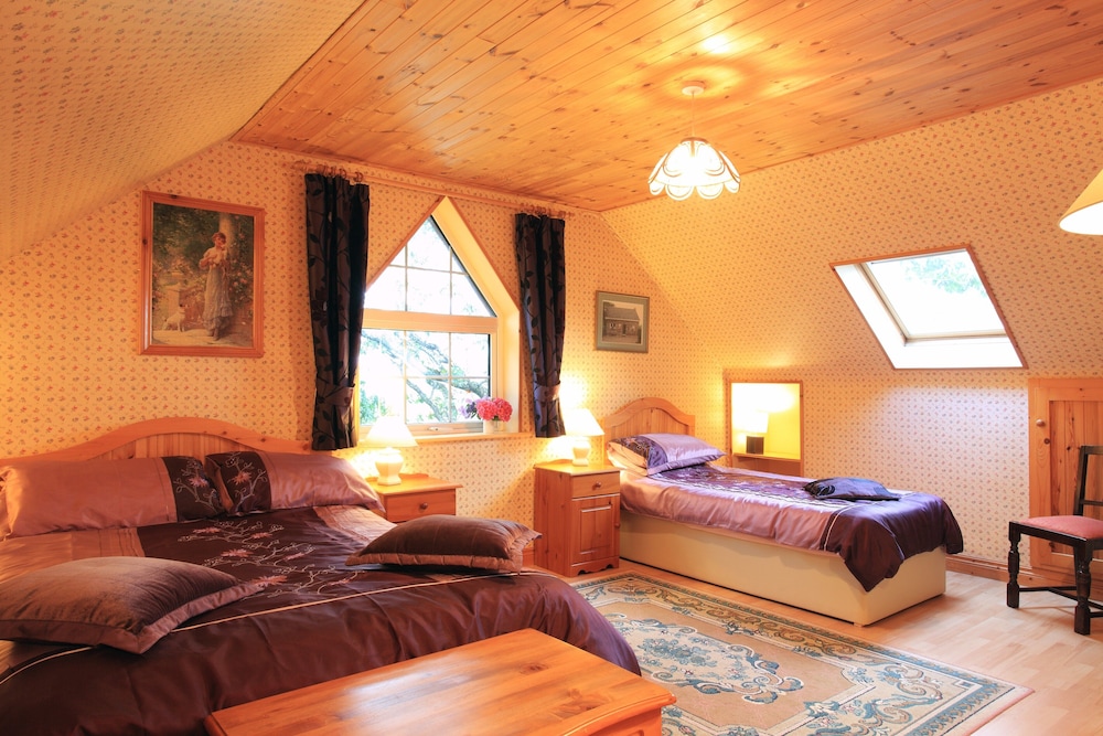 3 bed Seaview Cottage view 5