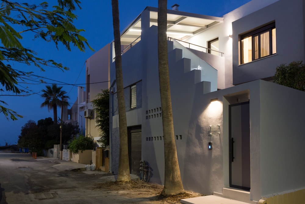 Antigoni's Seaside Lodge view 4