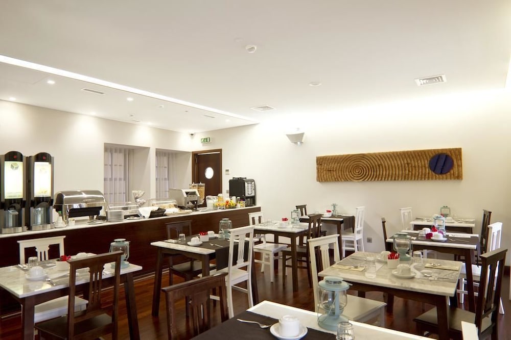 Oca Ribeira do Porto Hotel 26