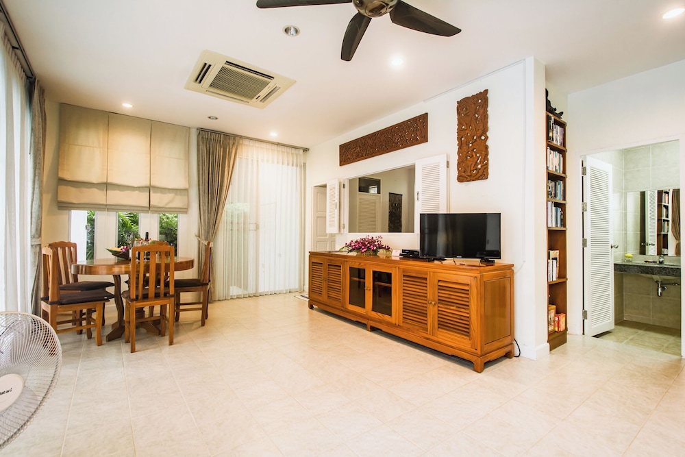 Villa Thailee