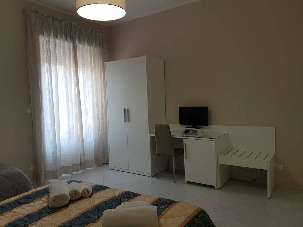 Photo 18