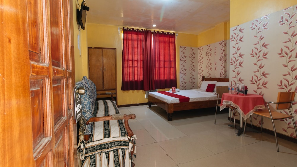 RedDoorz @ Sampaloc Inn Tanay Rizal view 3