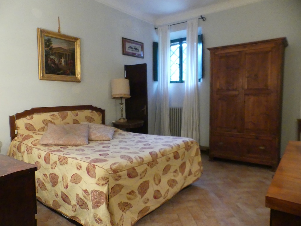 Elegante Appartamento in Villa con Piscina view 4