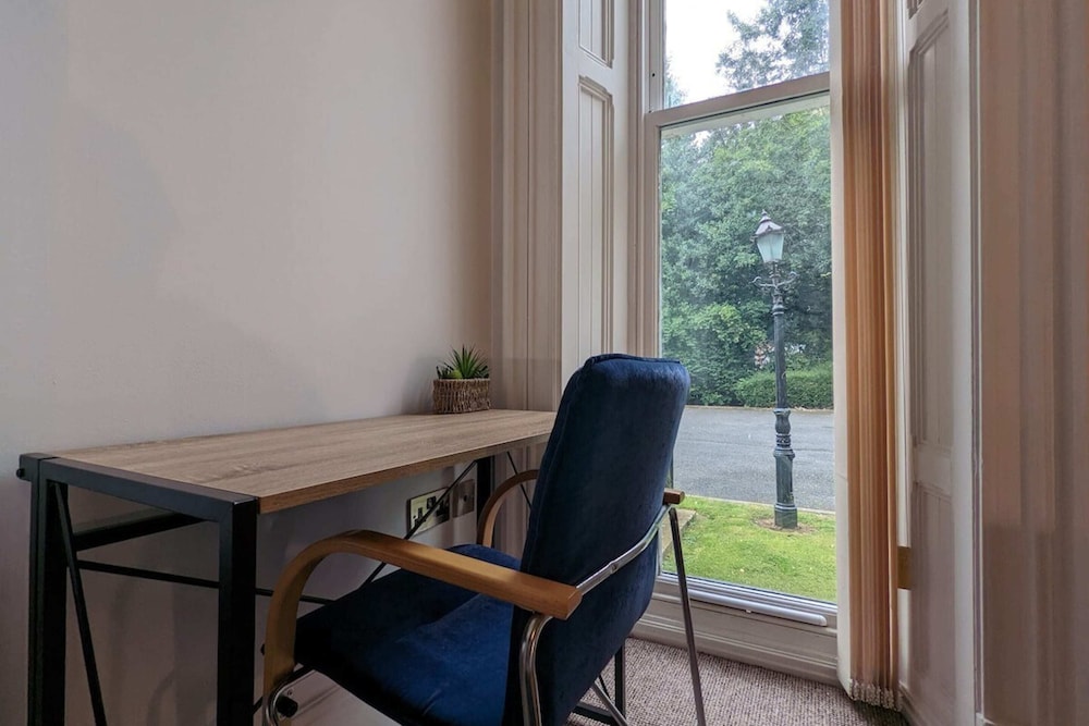 Stunning Period Property, 1BD Flat - Manchester! view 5